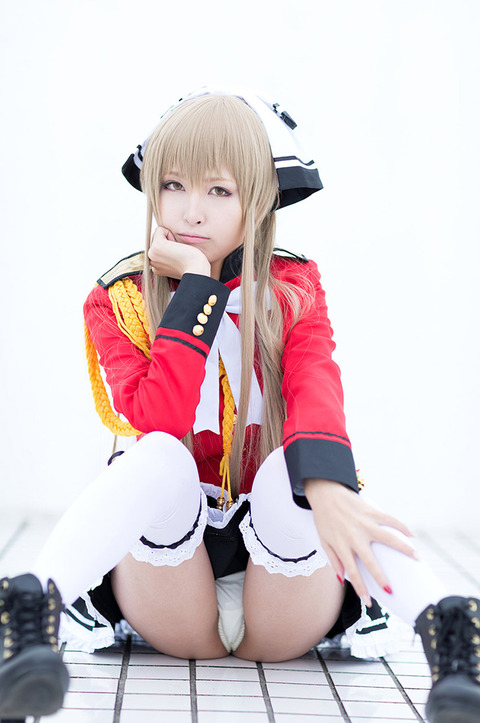 ちょっとエッチなコスプレする女の子の画像