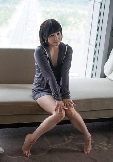 篠宮ゆりが貧乳だしなんか惚れちゃいそう　85枚